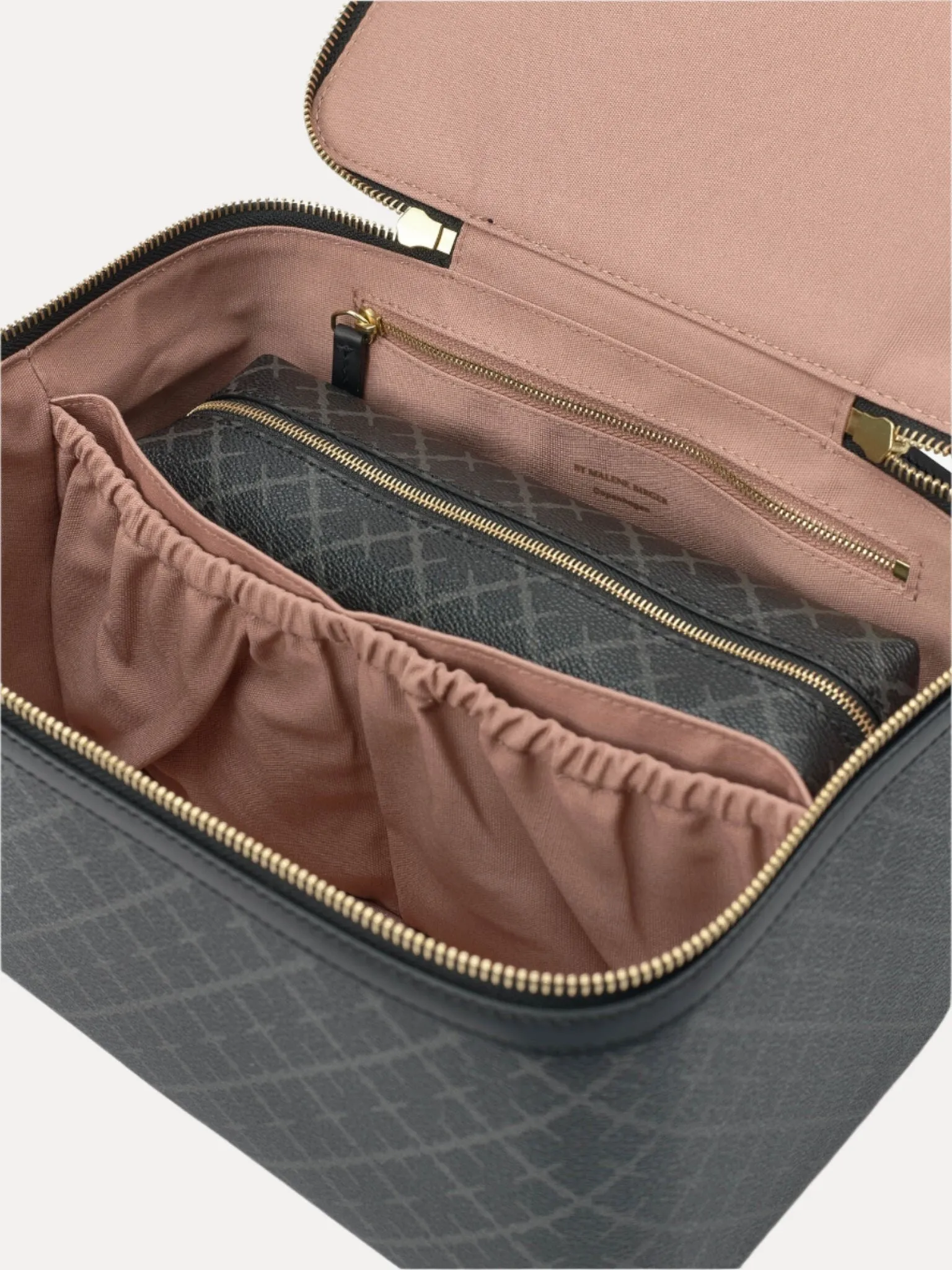 Bae Beauty Toilet Case