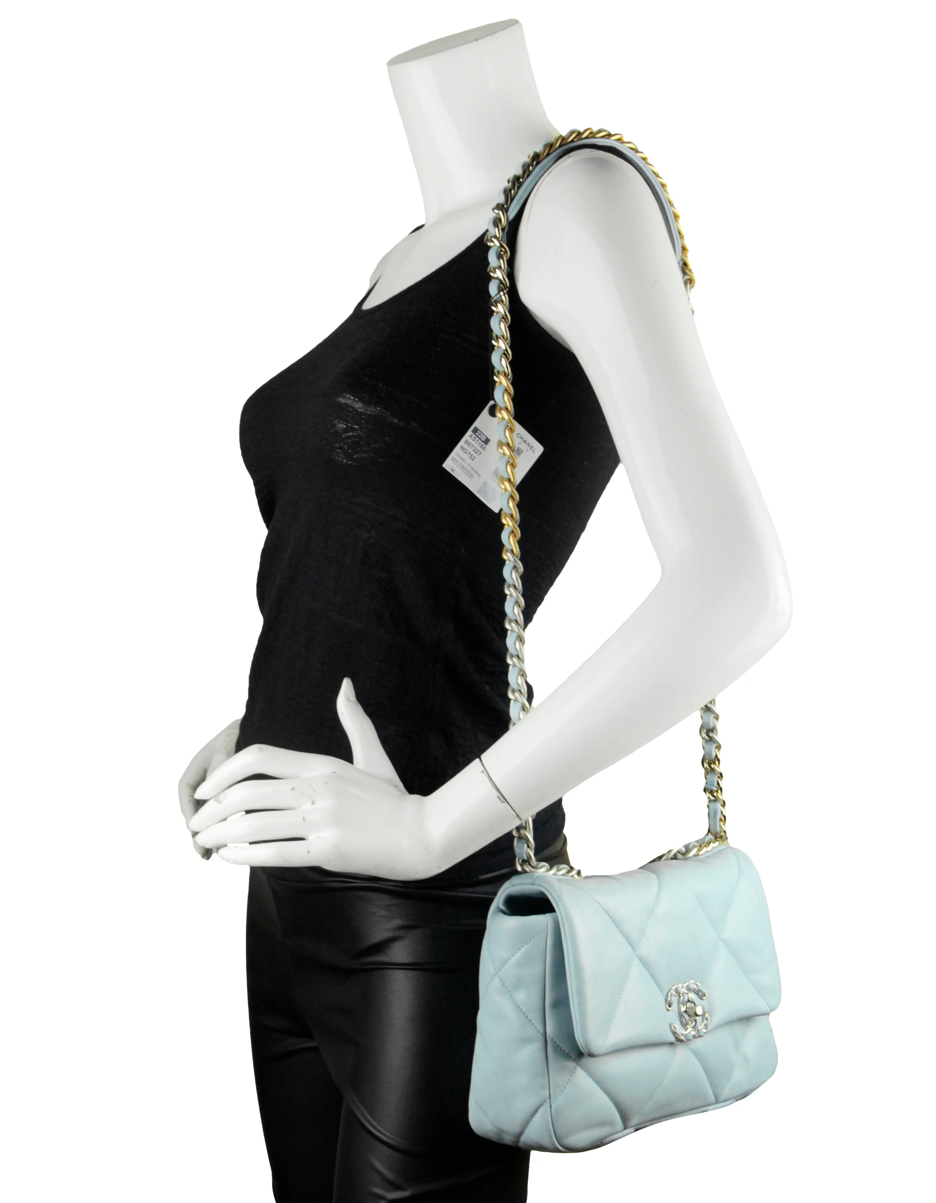 Chanel NWT 2022 Light Blue Lambskin Quilted Medium 19 Bag