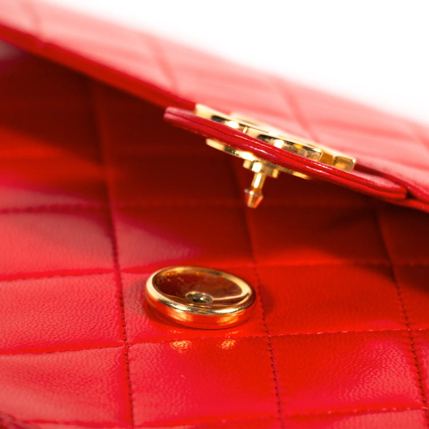 Chanel Quilted Chain Shoulder Bag