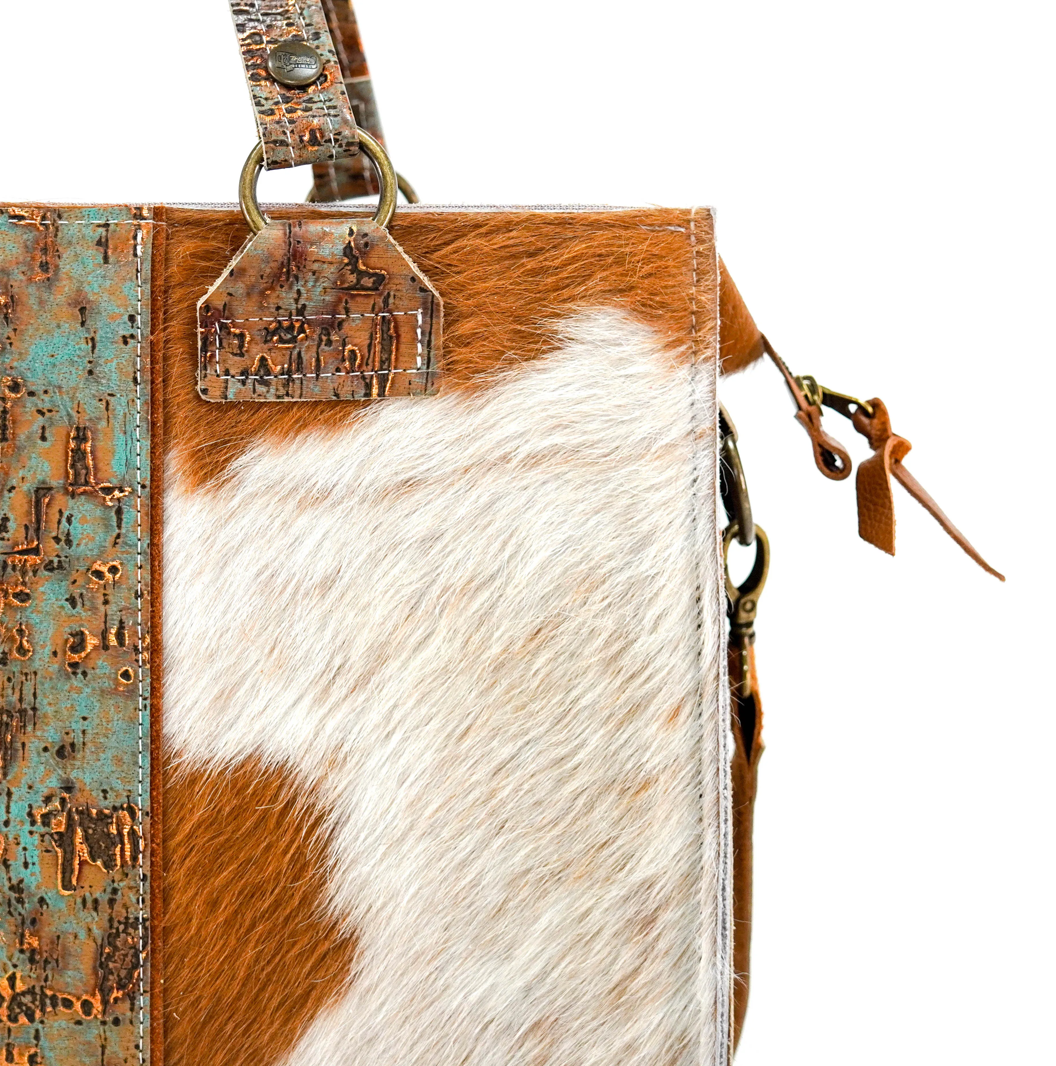 Clerk - Tricolor w/ Patina Driftwood