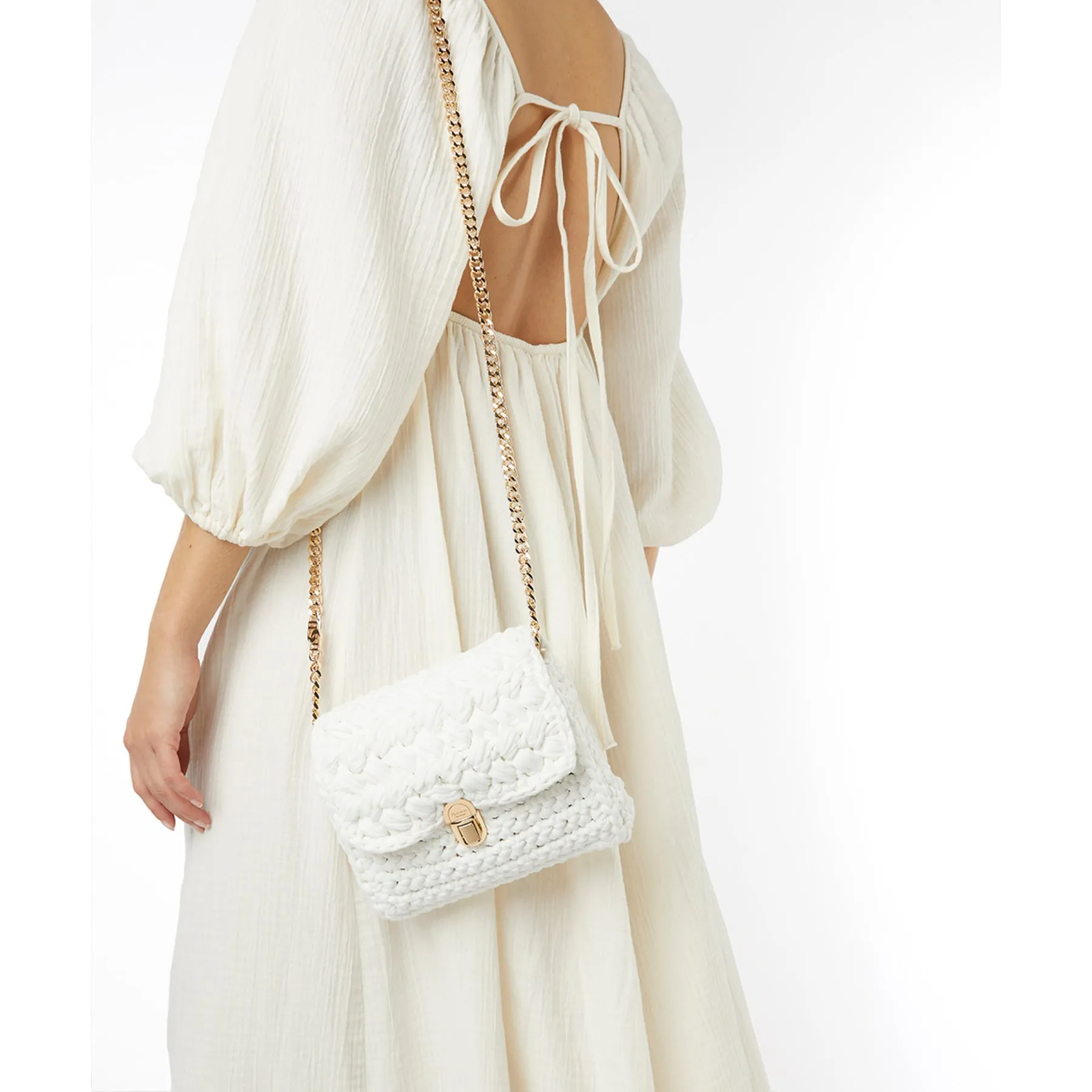 DAINTRY - WHITE