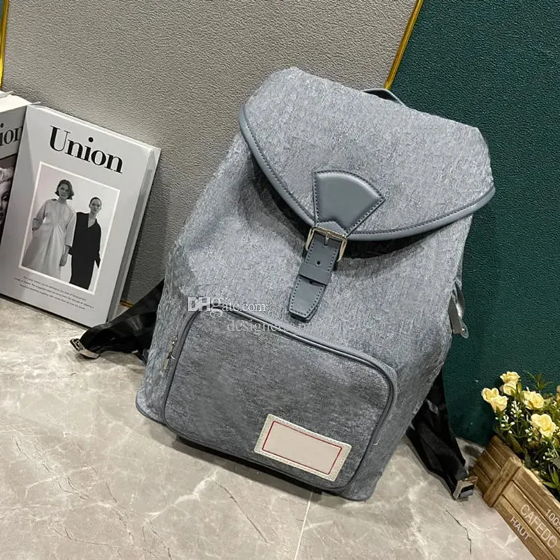 DESIGNERS high quality backpack woman travel bag fashion casual canvas denim flower backpacks classic leather luxury man backpack bag