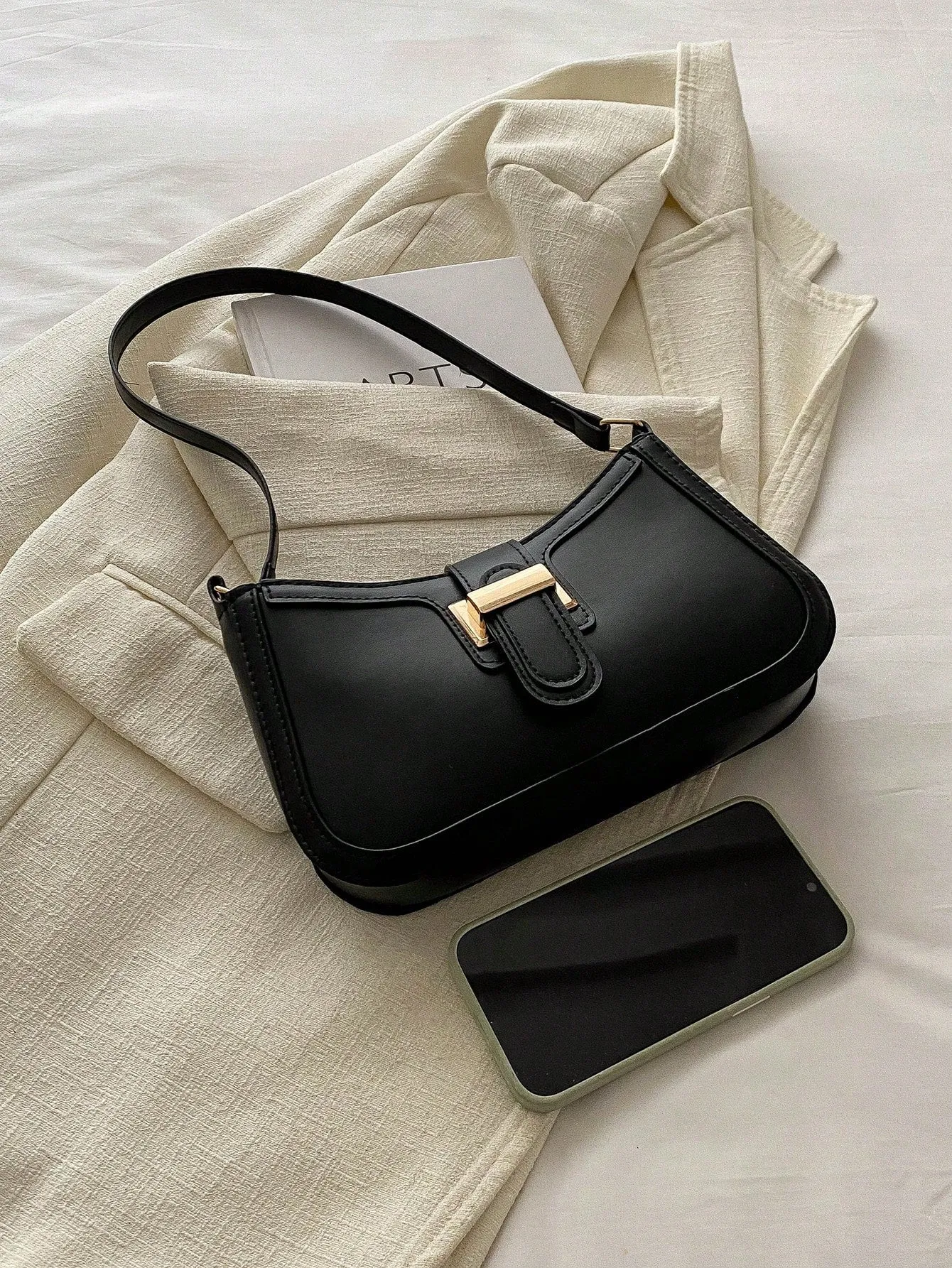 Elegant Crescent-Shaped Shoulder Bag - Black- FD ⚡