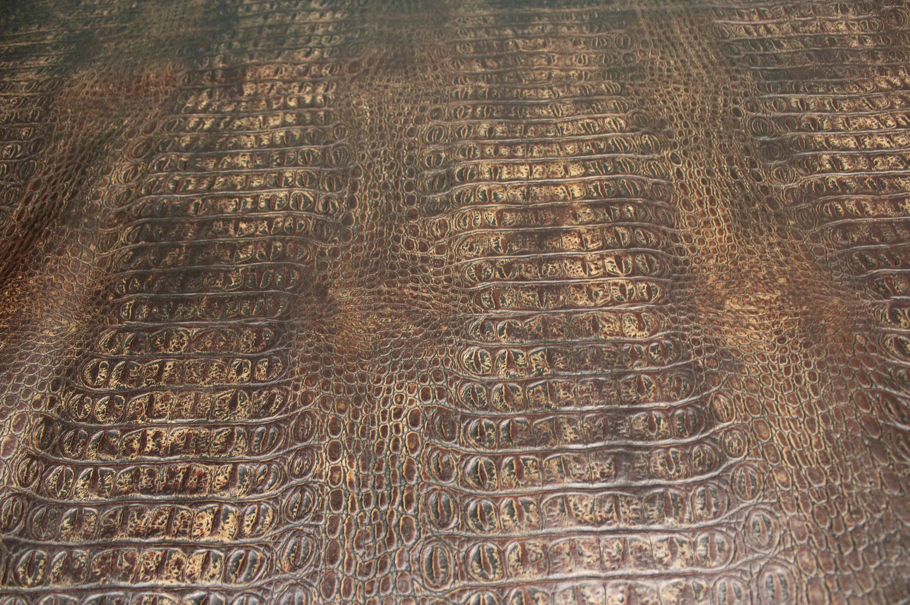 Embossed-brown-ochre-crococodile-smooth 2.5-3 oz. - Perfect for Handbags and Leather Crafts!