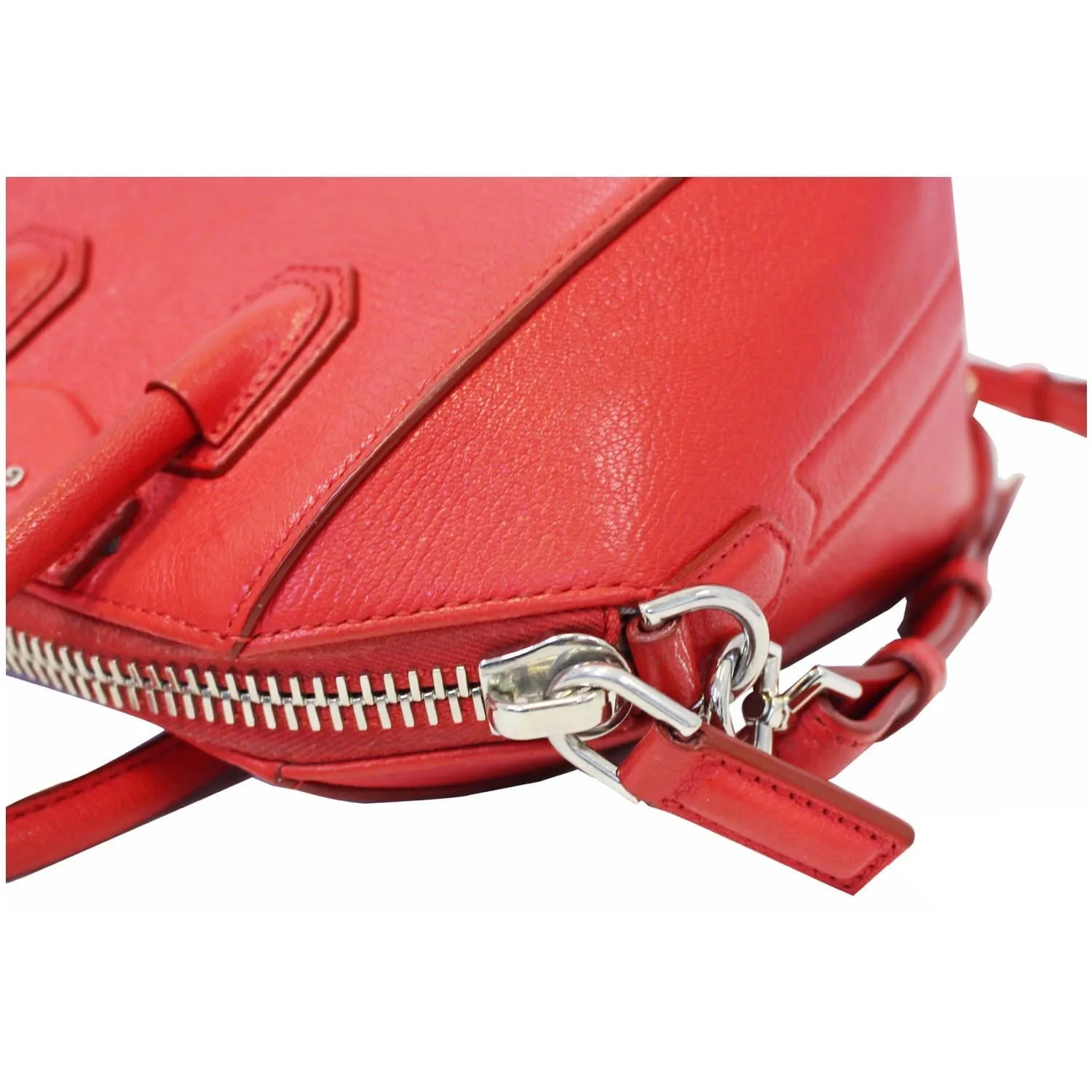 GIVENCHY Antigona Small Calfskin Leather Shoulder Bag Red