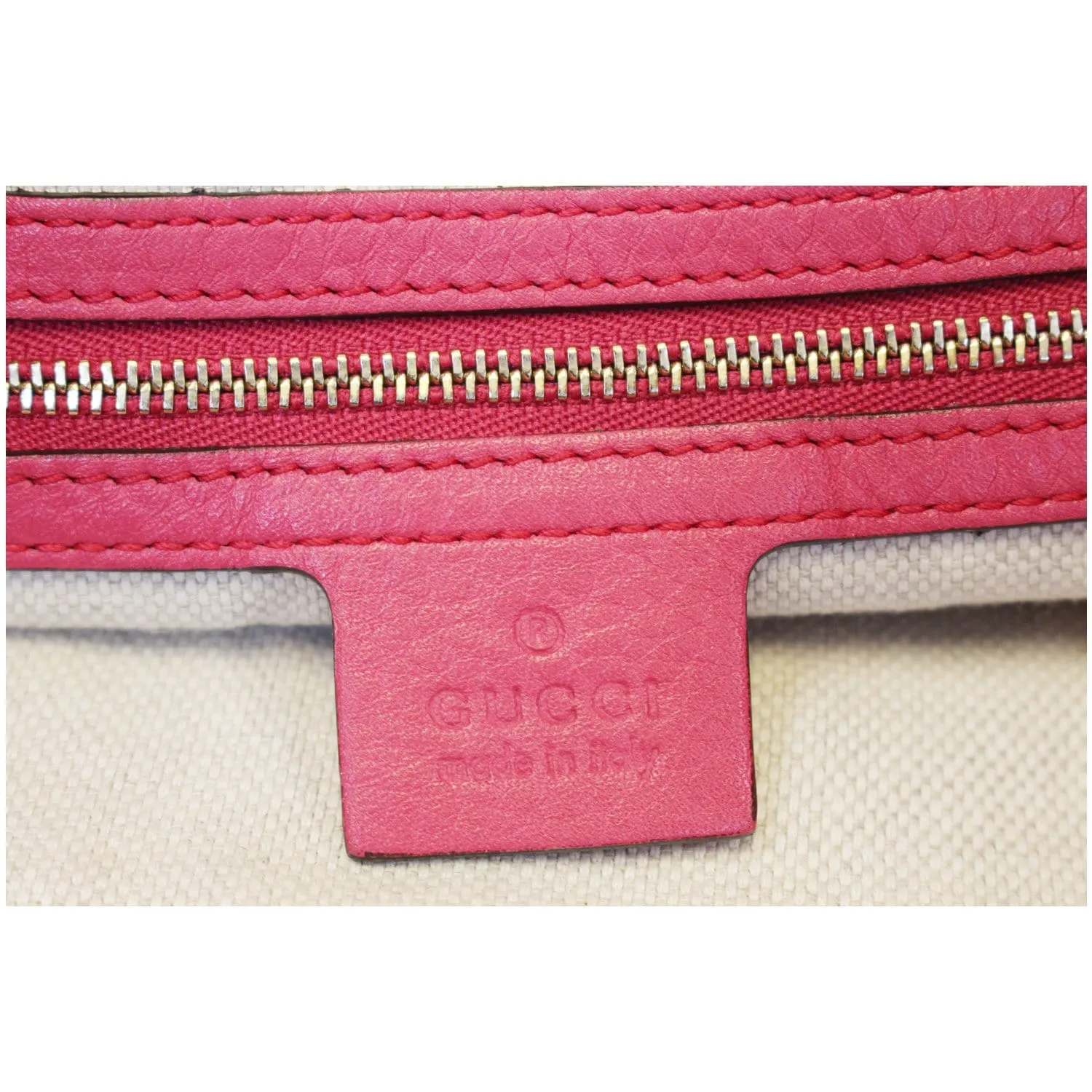 GUCCI Soho Pebbled Leather Chain Shoulder Bag Pink