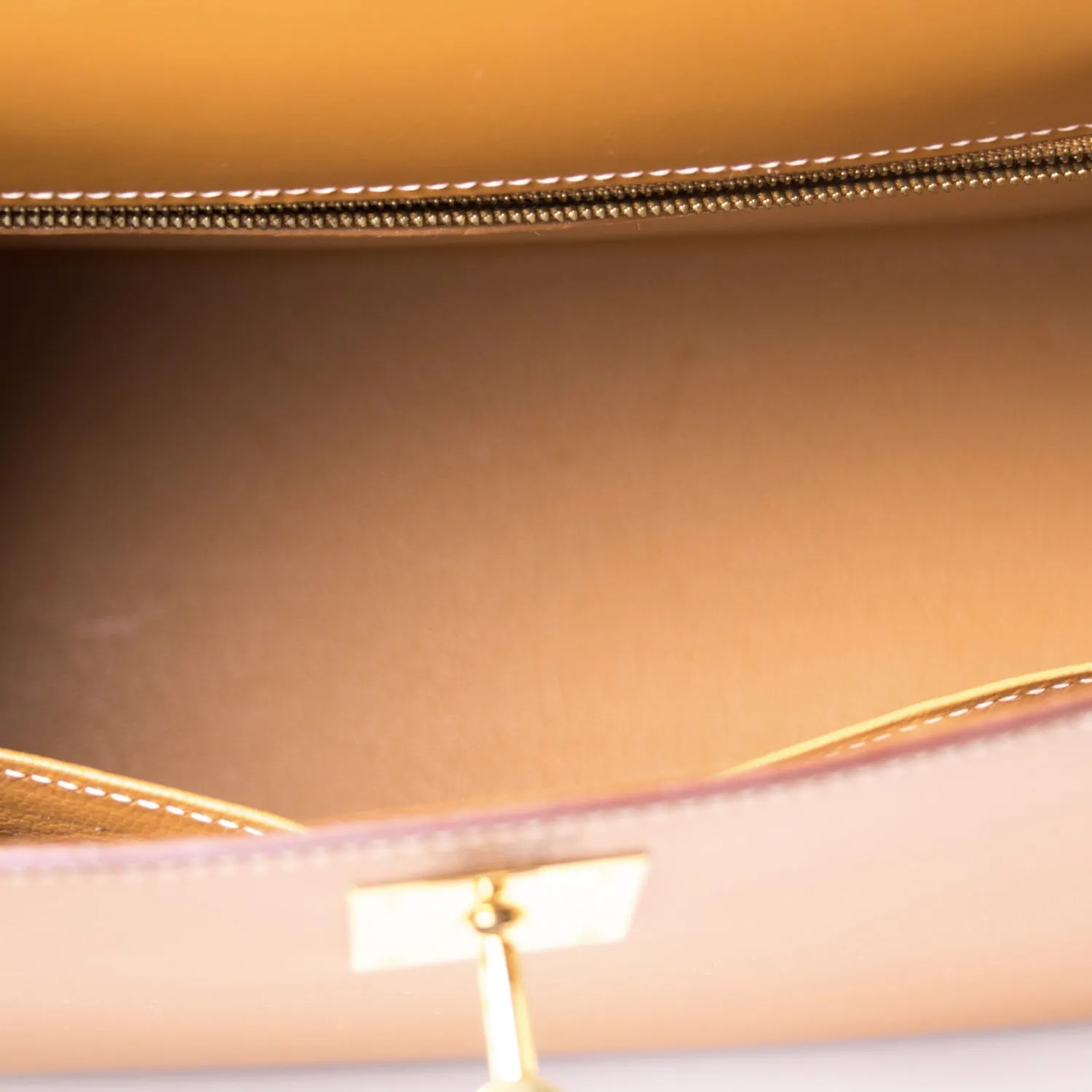 Hermès Kelly 28 Sellier Gold Chamonix Calf