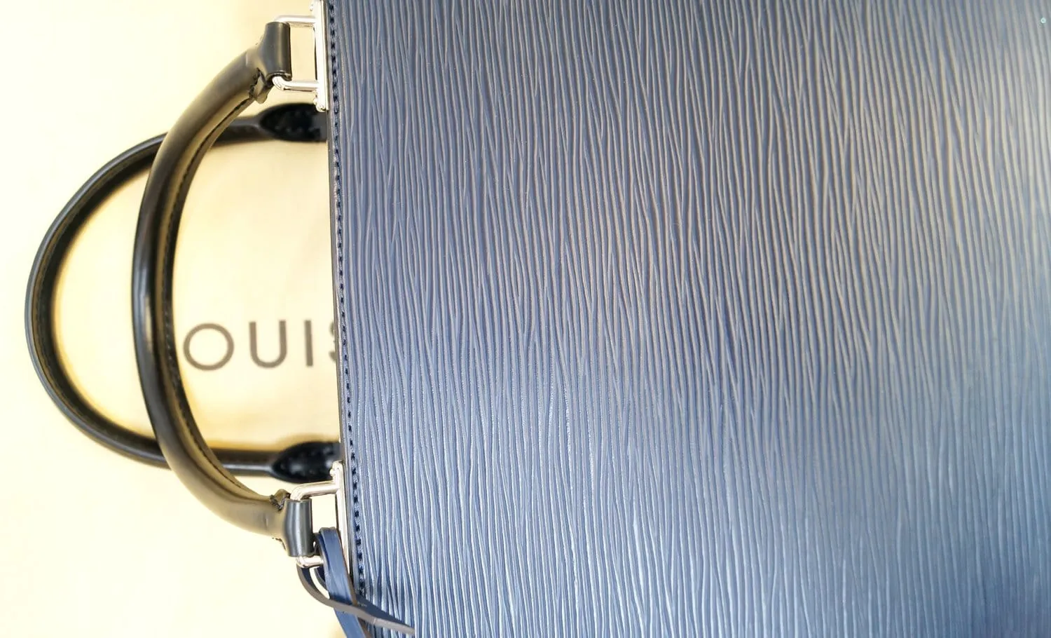 LOUIS VUITTON Blue Epi Leather Kleber MM Shoulder Bag