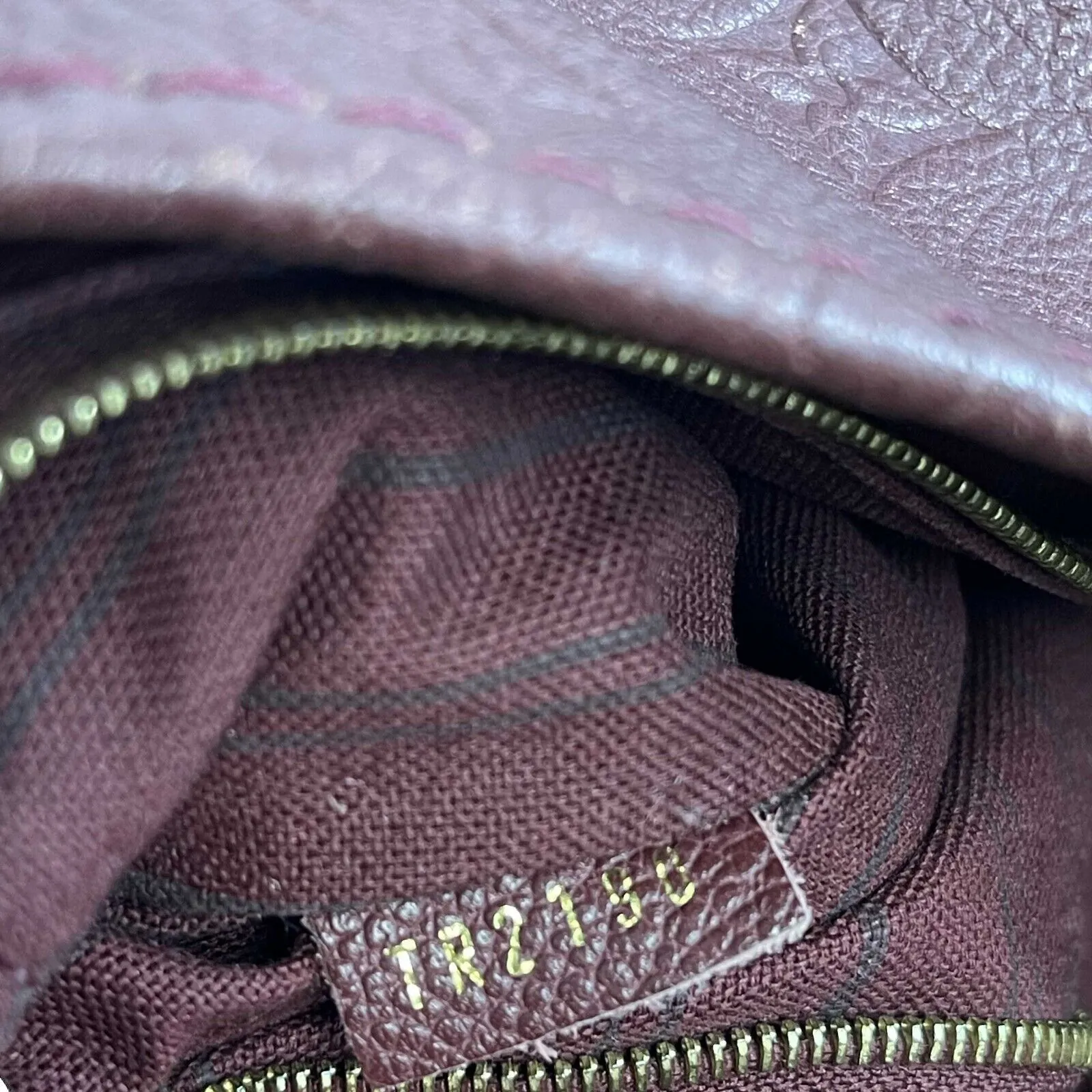 Louis Vuitton Empreinte Monogram Embossed Leather Artsy MM Burgundy Shoulder bag