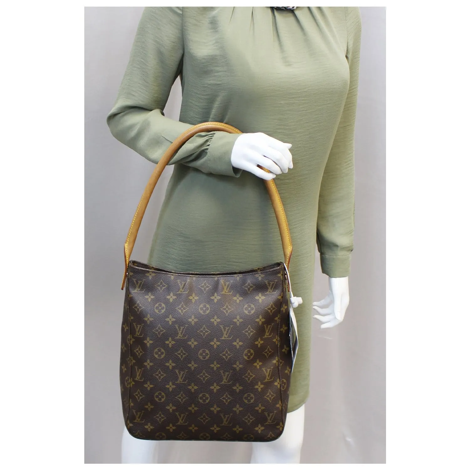 LOUIS VUITTON Looping GM Monogram Canvas Shoulder Bag