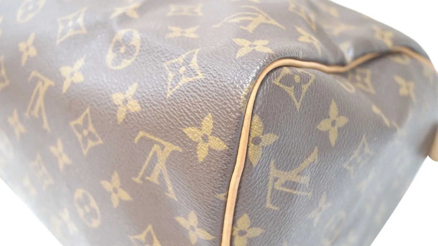 LOUIS VUITTON Monogram Canvas Speedy 30 Satchel Bag