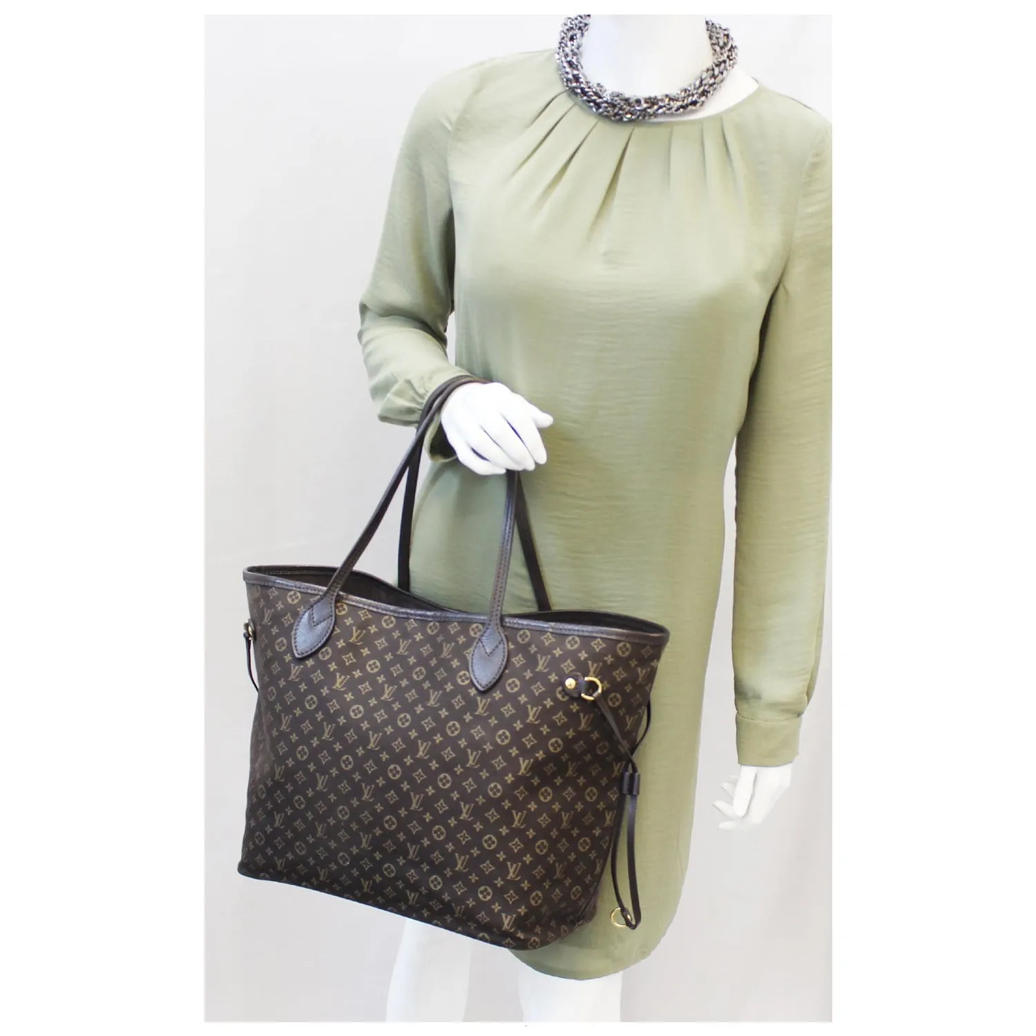 LOUIS VUITTON Neverfull MM Fusain Monogram Idylle Shoulder Bag