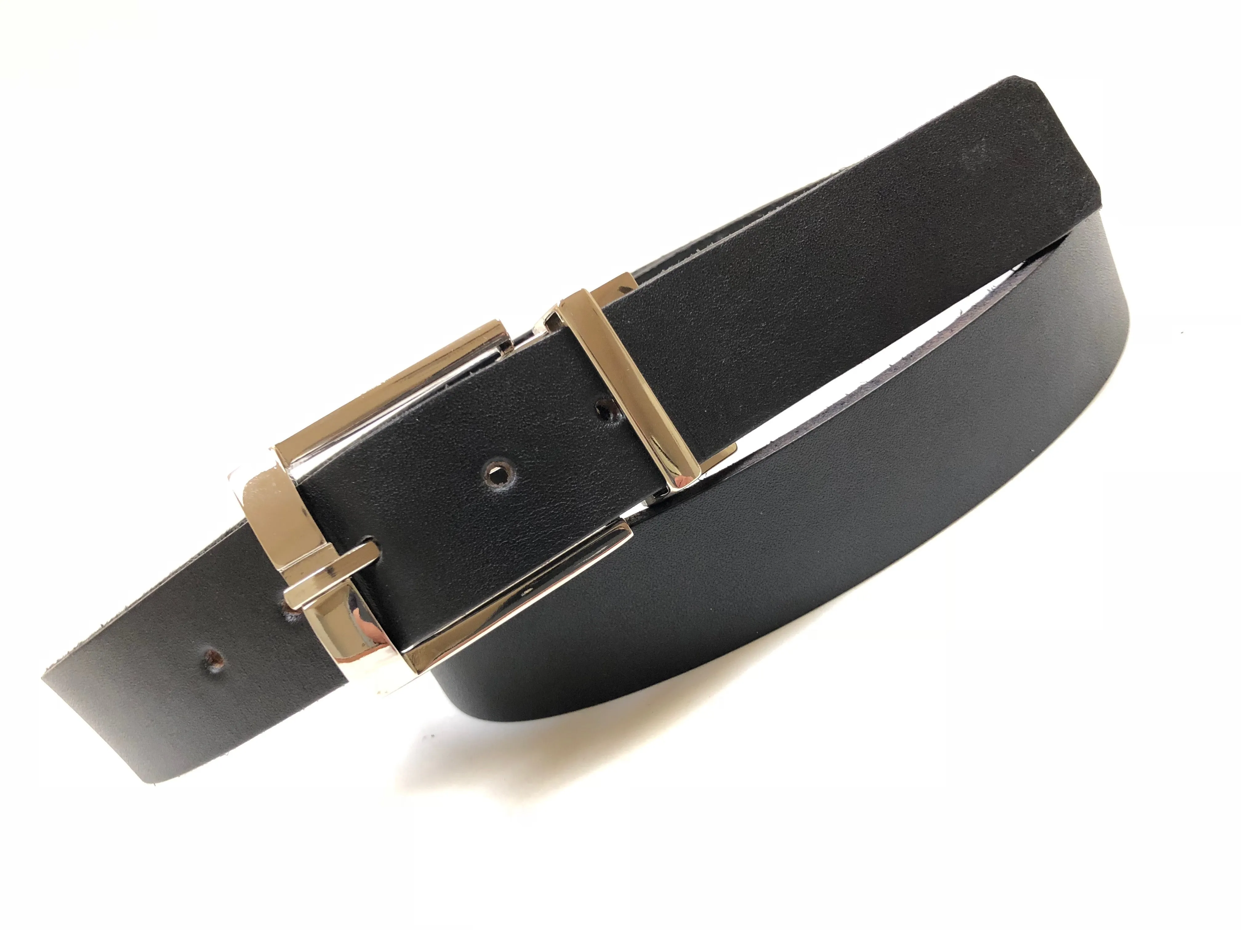 Men's Black Leather Belt with Silver Tone Buckle 44Z1