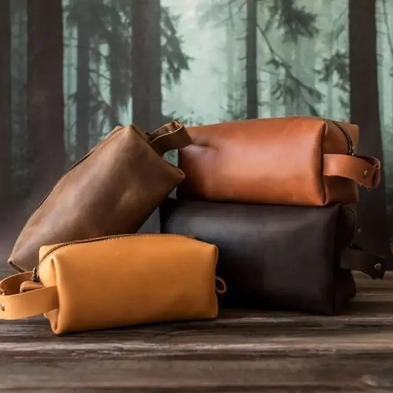Men’s Leather Toiletry Bag