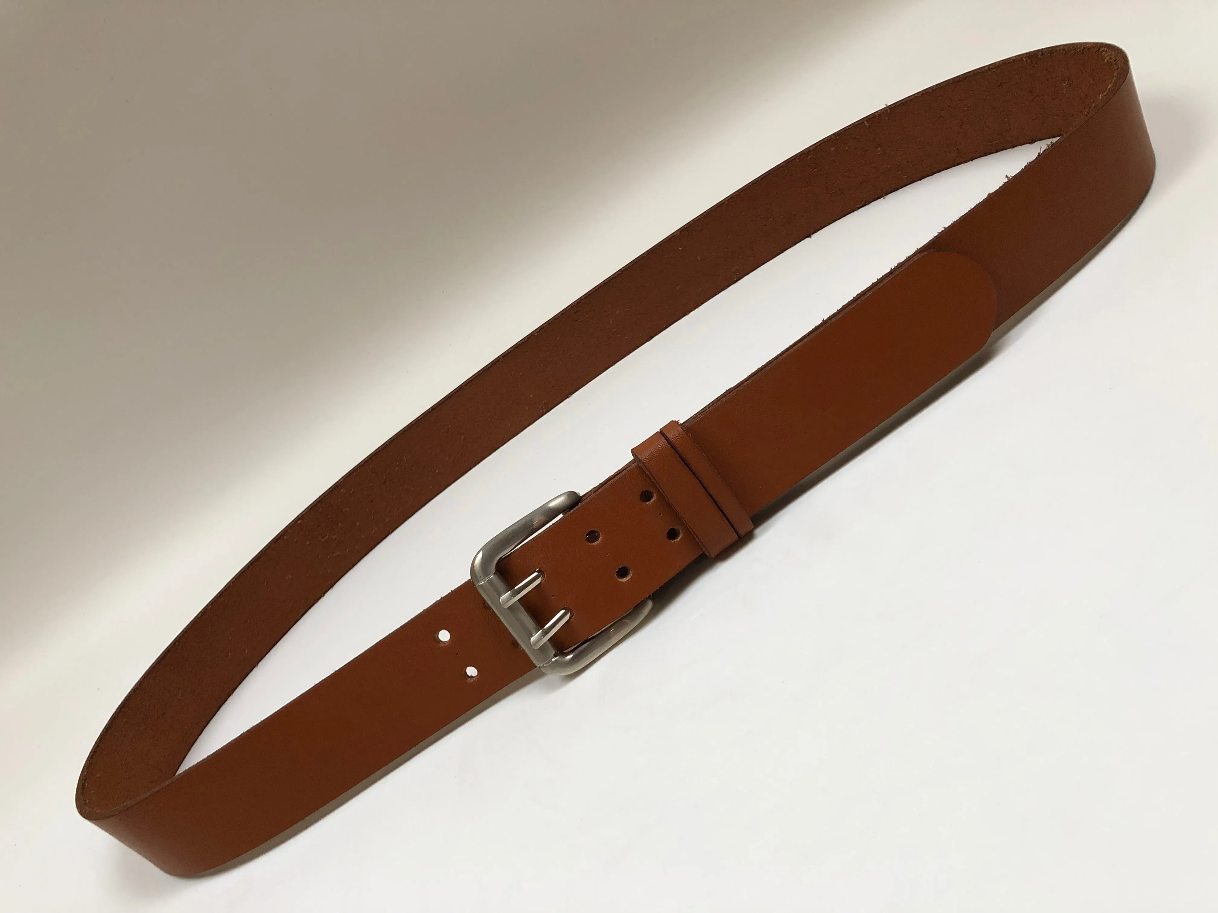 Men's Tan Leather Belt with Smooth Silver Tone Buckle 44A5