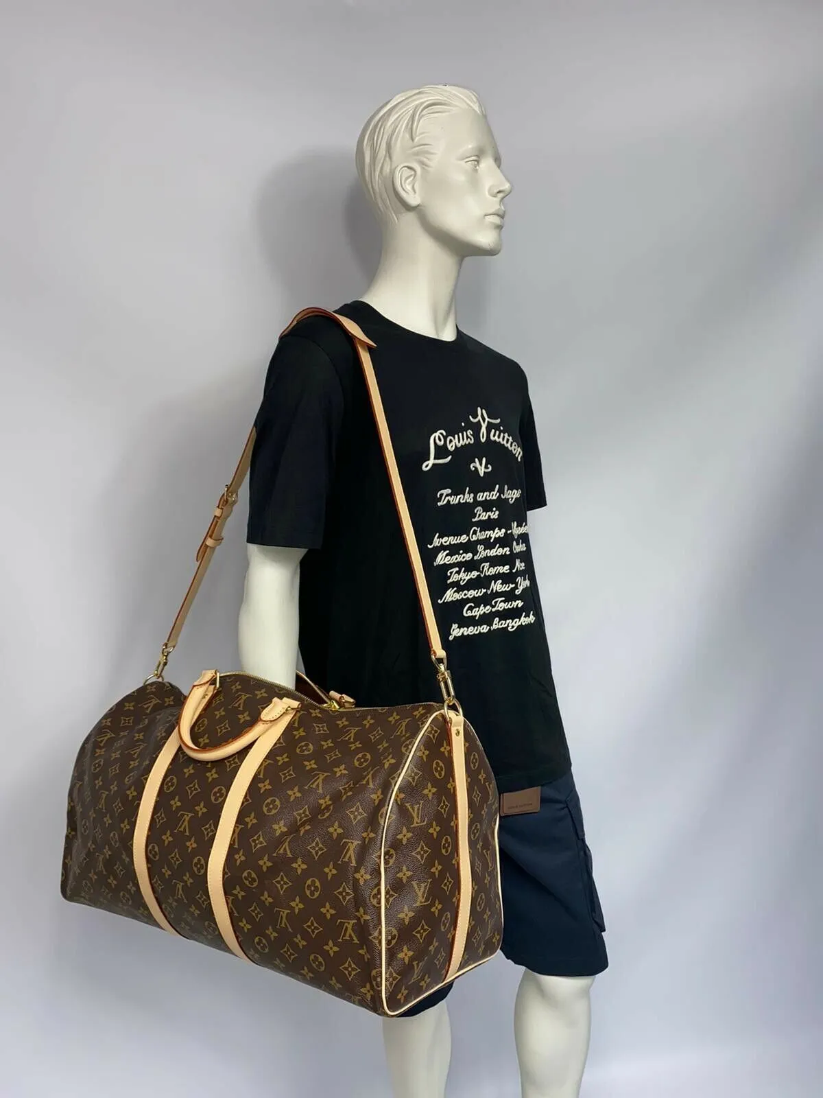 Monogram Canvas Keepall Bandouliere 55