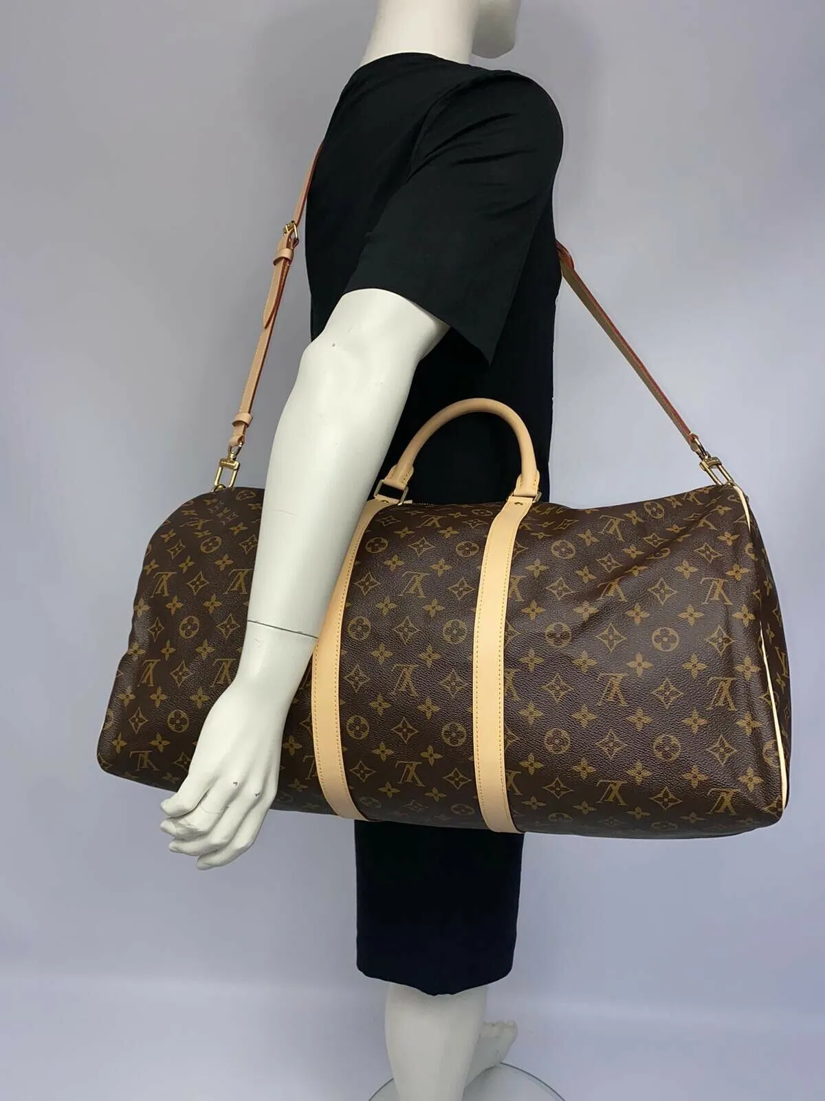 Monogram Canvas Keepall Bandouliere 55