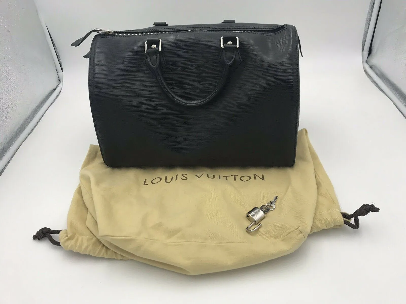 Speedy 35 Epi Noir