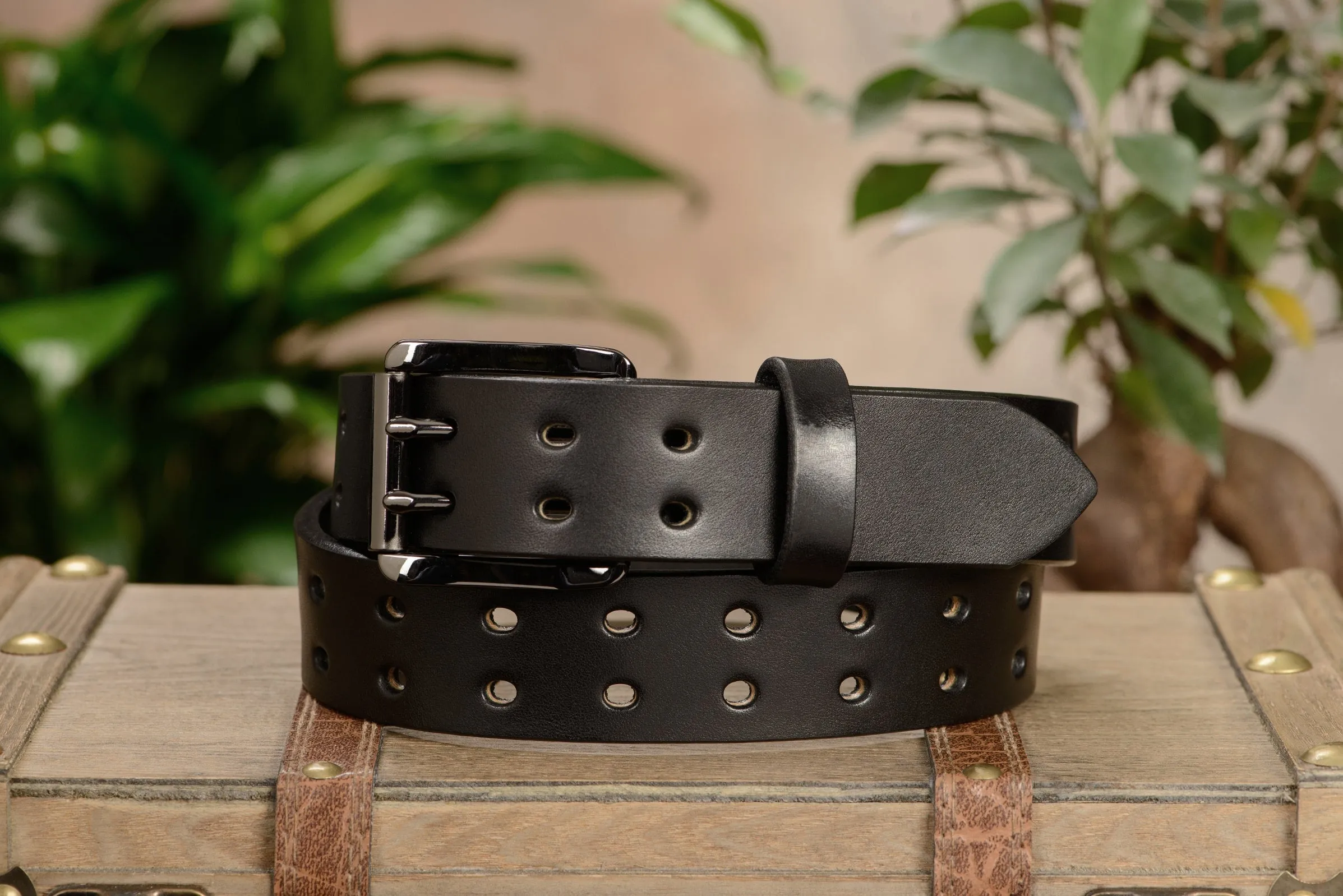 The Holey Bull: Men's Black Non Stitched Double Prong Leather Belt With Gunmetal Roller 1.50"
